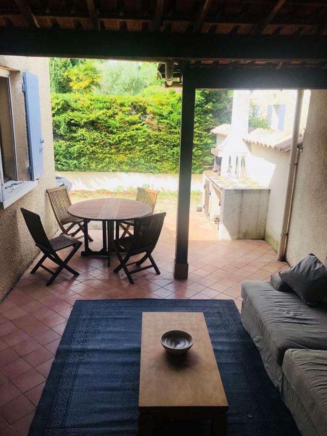 Villa In Provence With Private Pool ลีล-ซูร์-ลา-ซอร์ก ภายนอก รูปภาพ