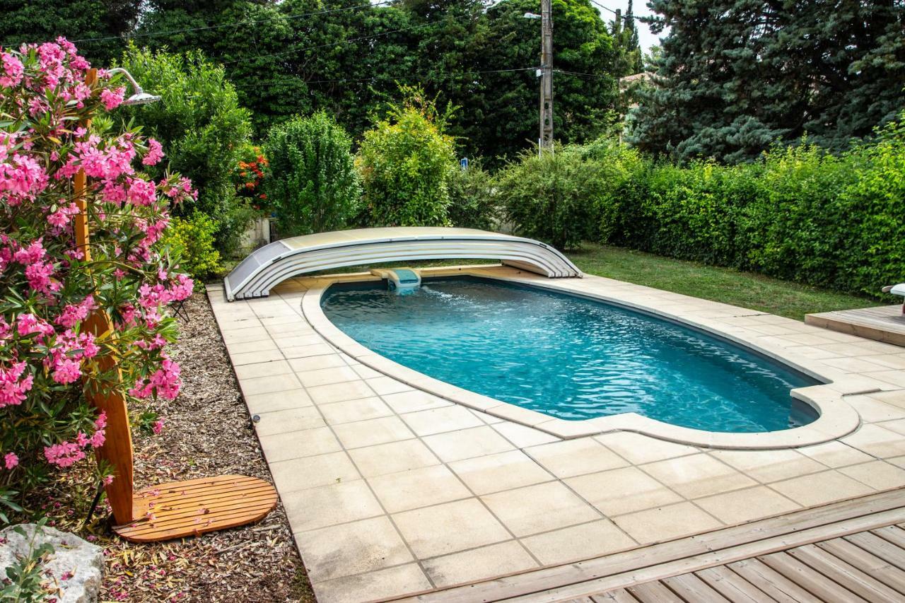 Villa In Provence With Private Pool ลีล-ซูร์-ลา-ซอร์ก ภายนอก รูปภาพ